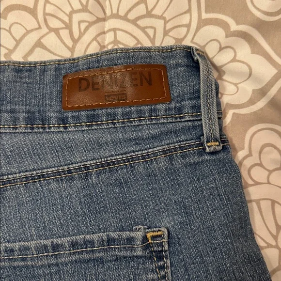 Denizen by Levi's Classic Blue Jean Shorts - Picture 5 of 7